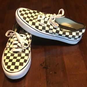 Checkerboard Vans Ultra Cush Lite